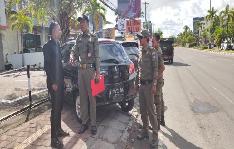 Parkir Sembarangan, Ini Tindakan Satpol PP