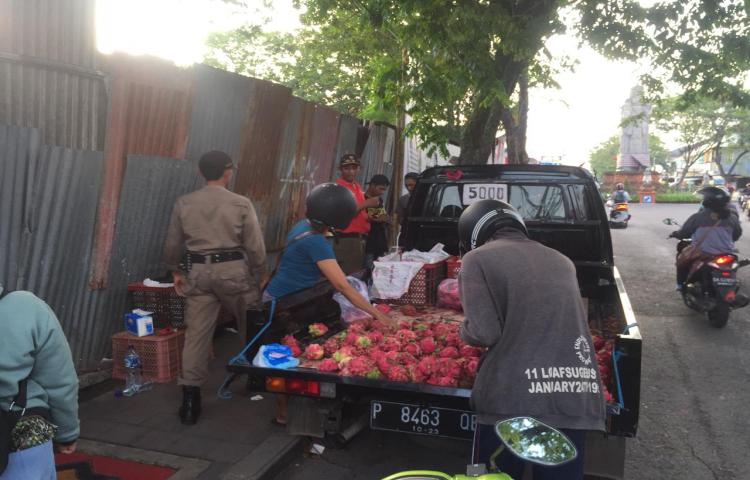 Penertiban Pedagang Kaki Lima