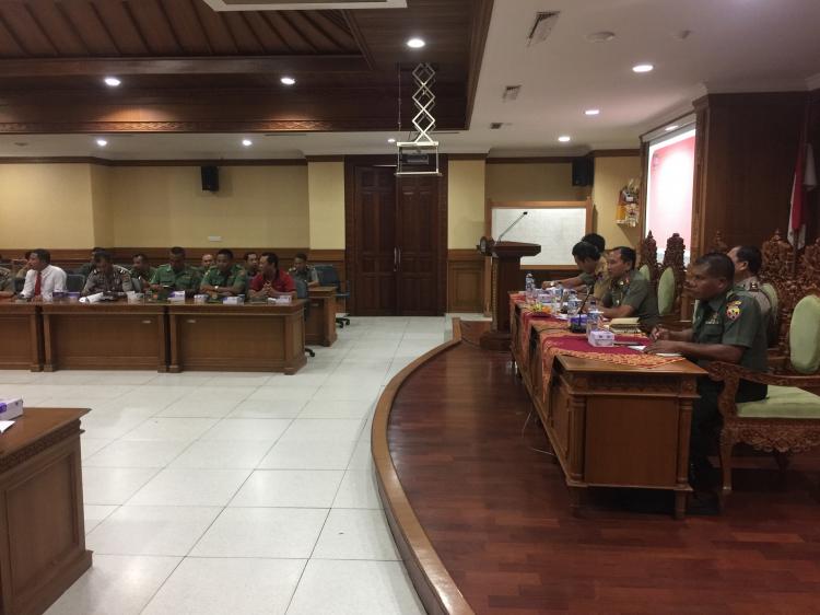 Satuan Polisi Praja Kabupaten Badung kembali menggelar rapat Kordinasi Satlinmas di gedung Kriya Gosana