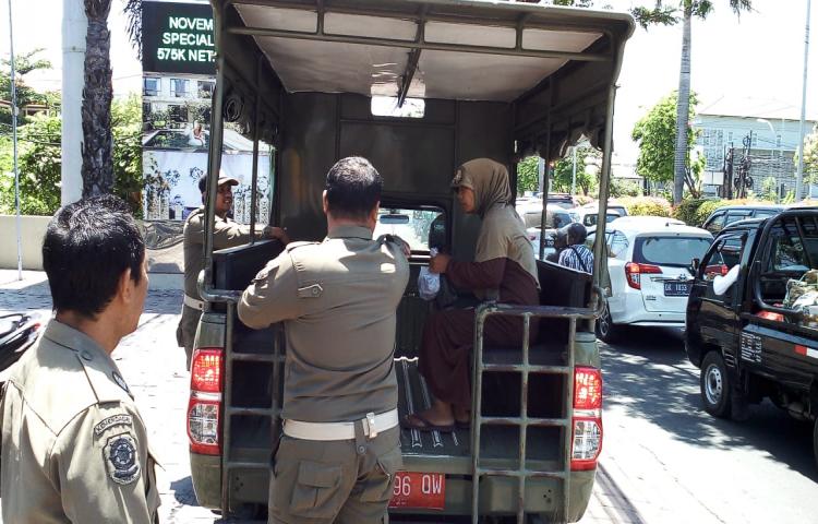 Taruna Wanita Mengganggu Kenyamanan Warga, Ini Dilakukan SatpoPP